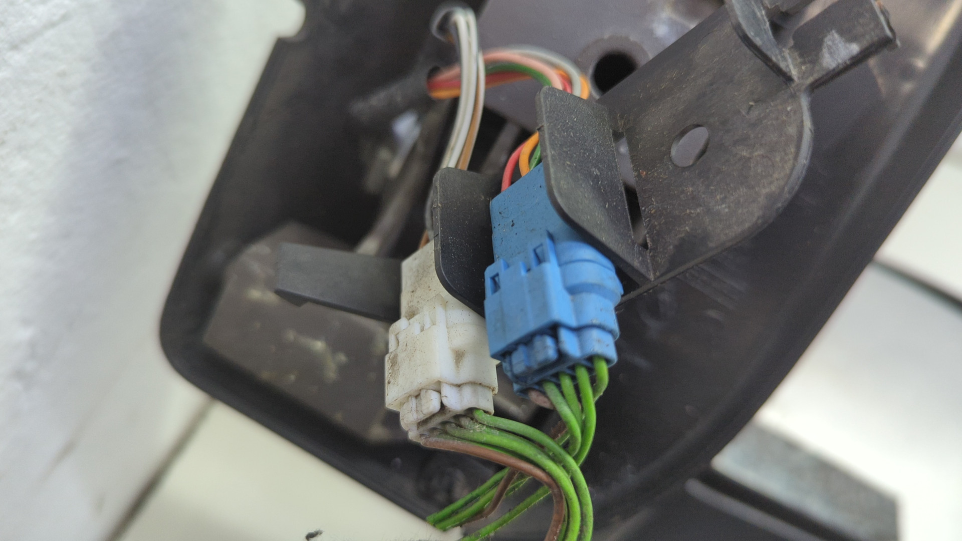 Зеркало левое электрическое