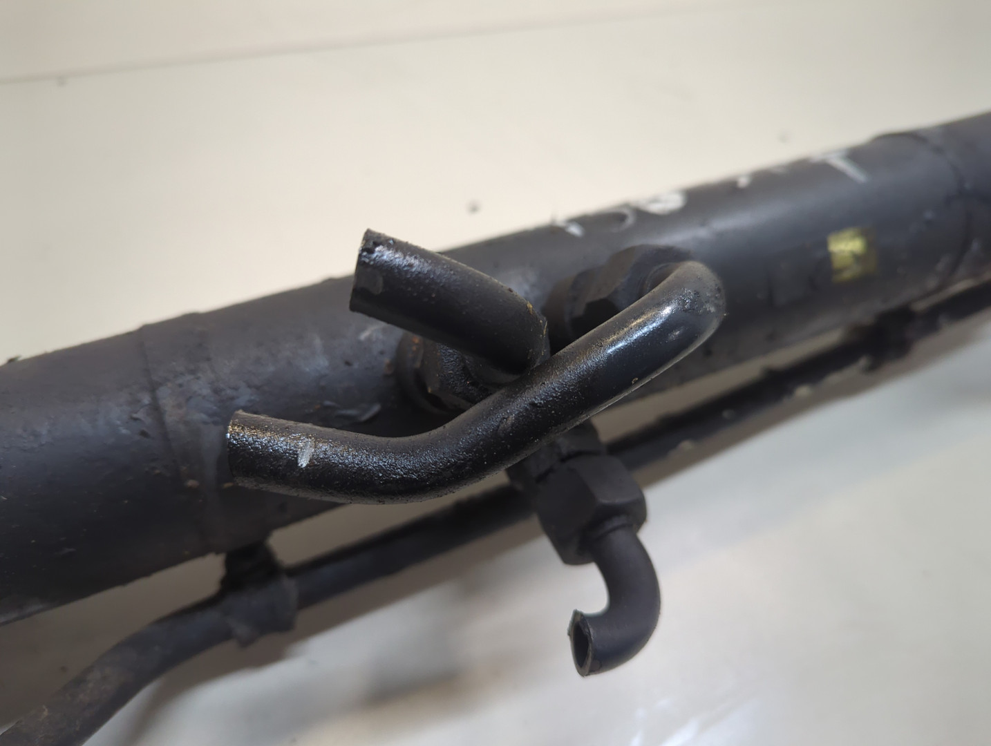 Демпфер (амортизатор рулевой)