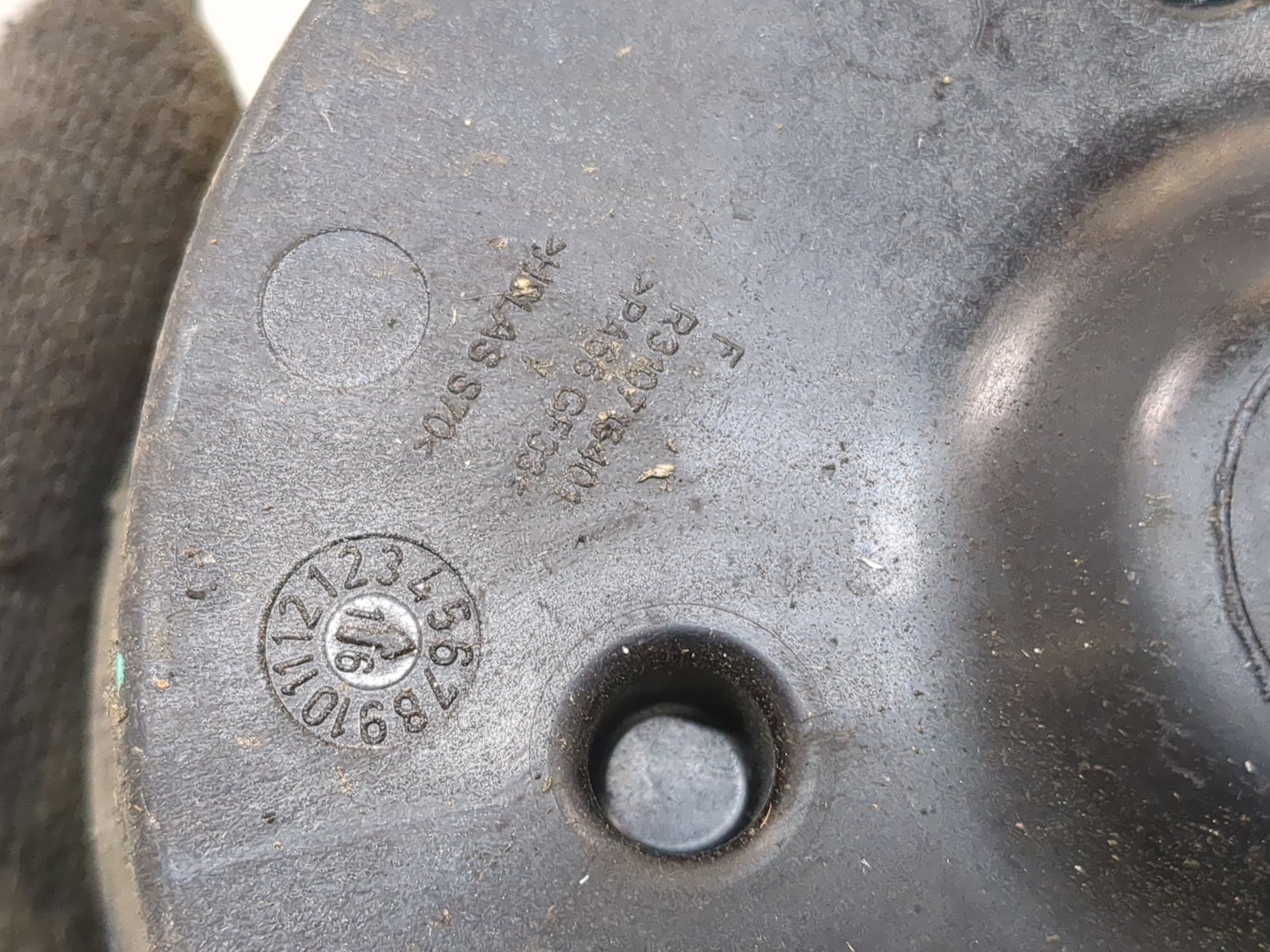 Амортизатор задний (стойка)