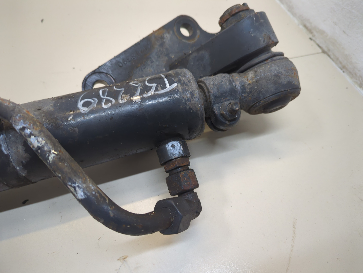 Демпфер (амортизатор рулевой)