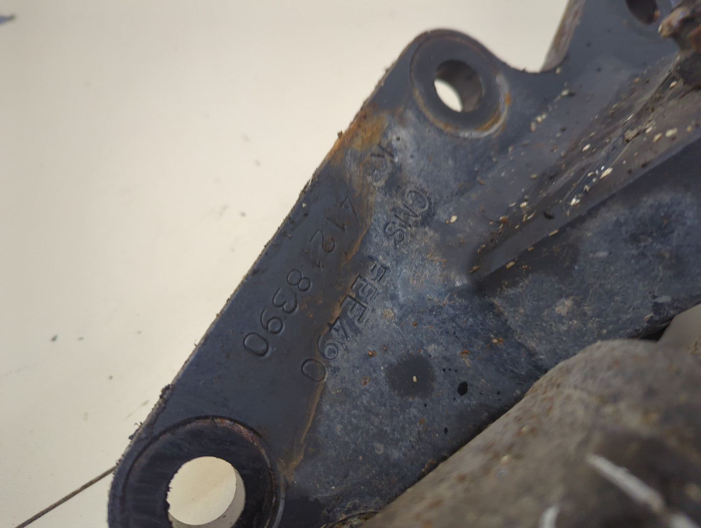 Демпфер (амортизатор рулевой)