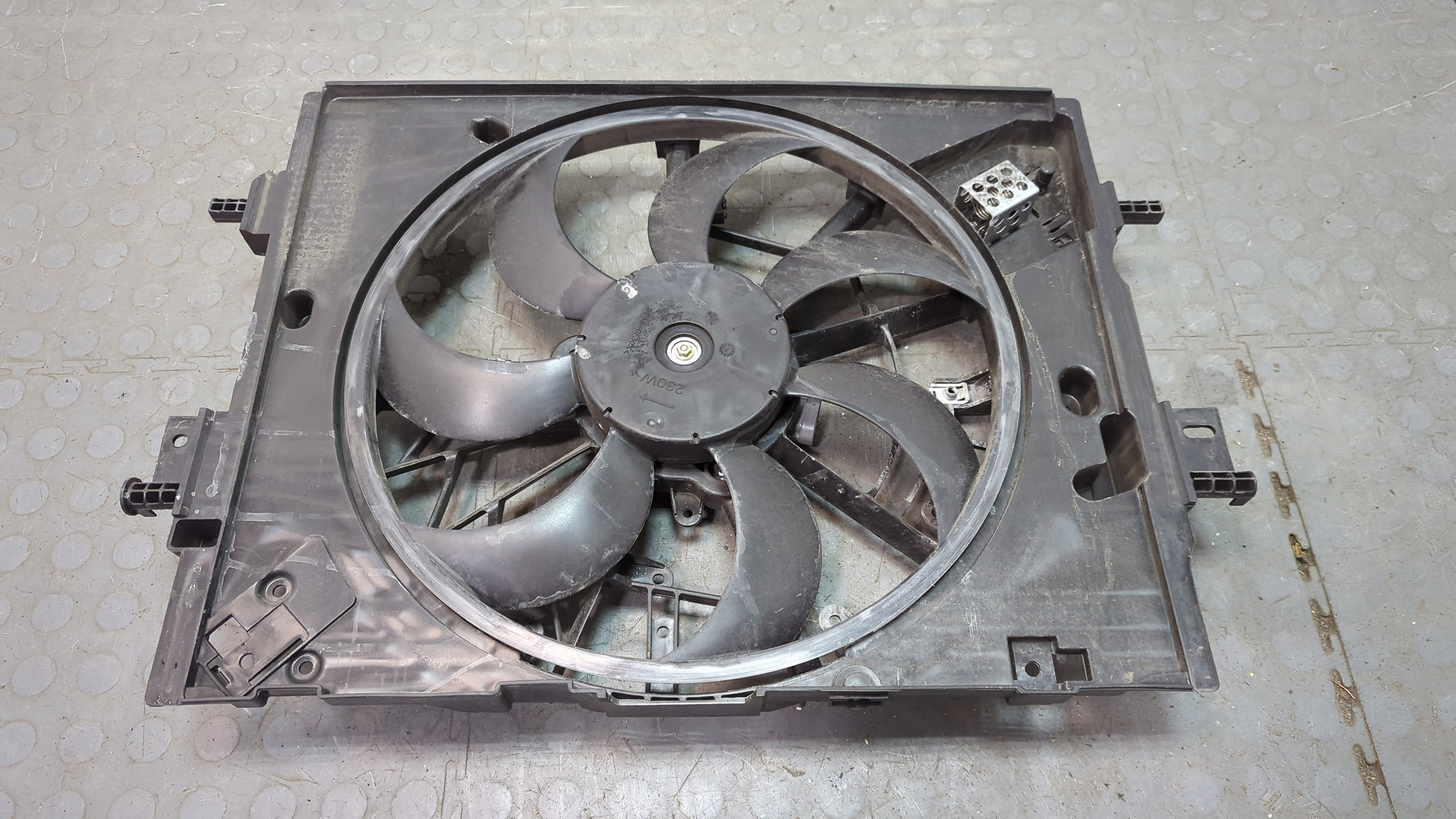 Вентилятор радиатора