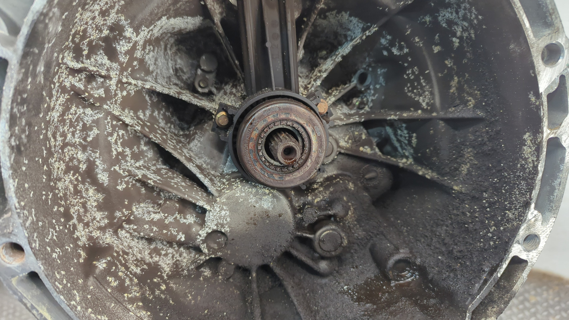 МКПП (механическая коробка переключения передач)