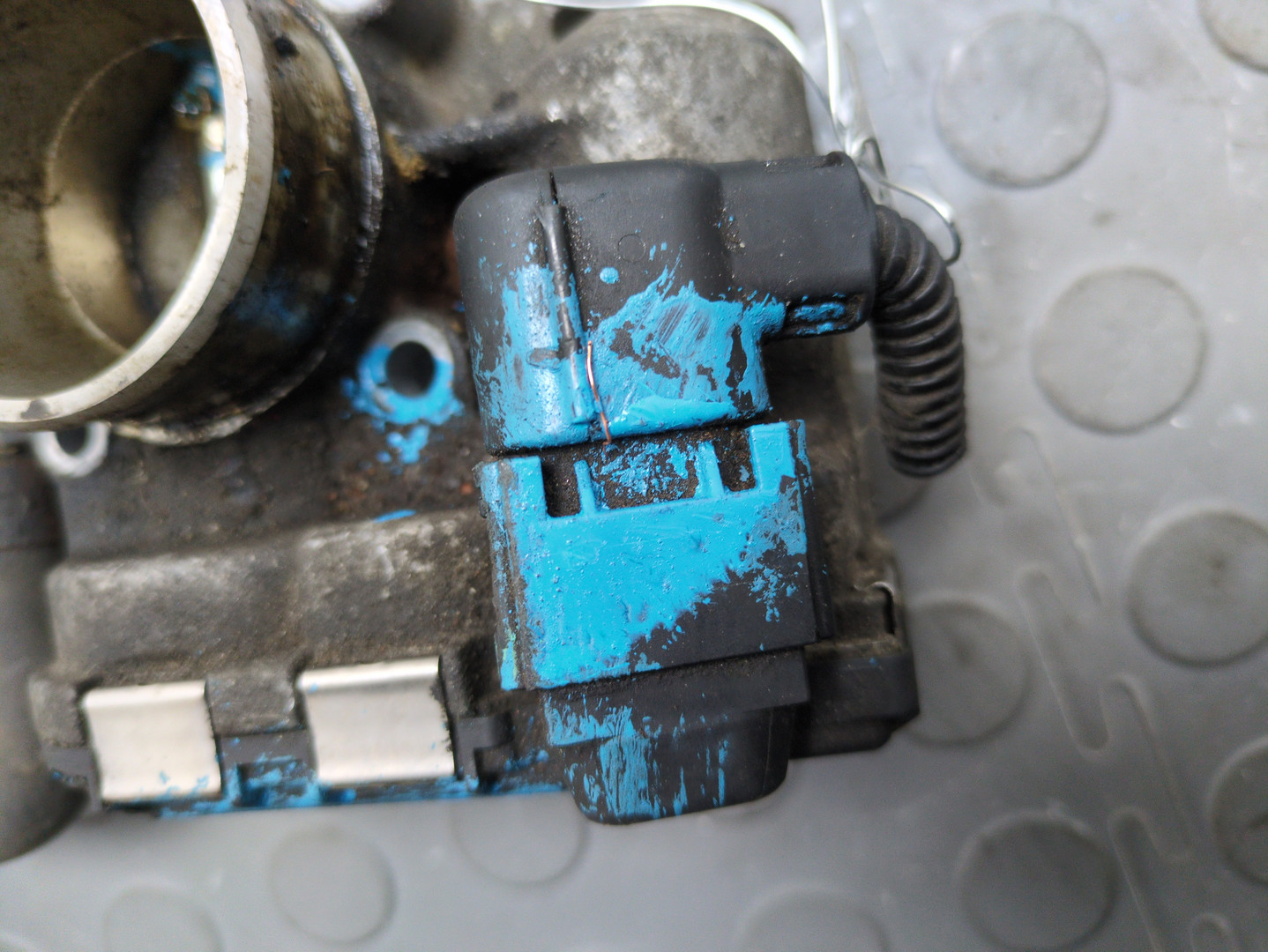 Заслонка дроссельная электрическая