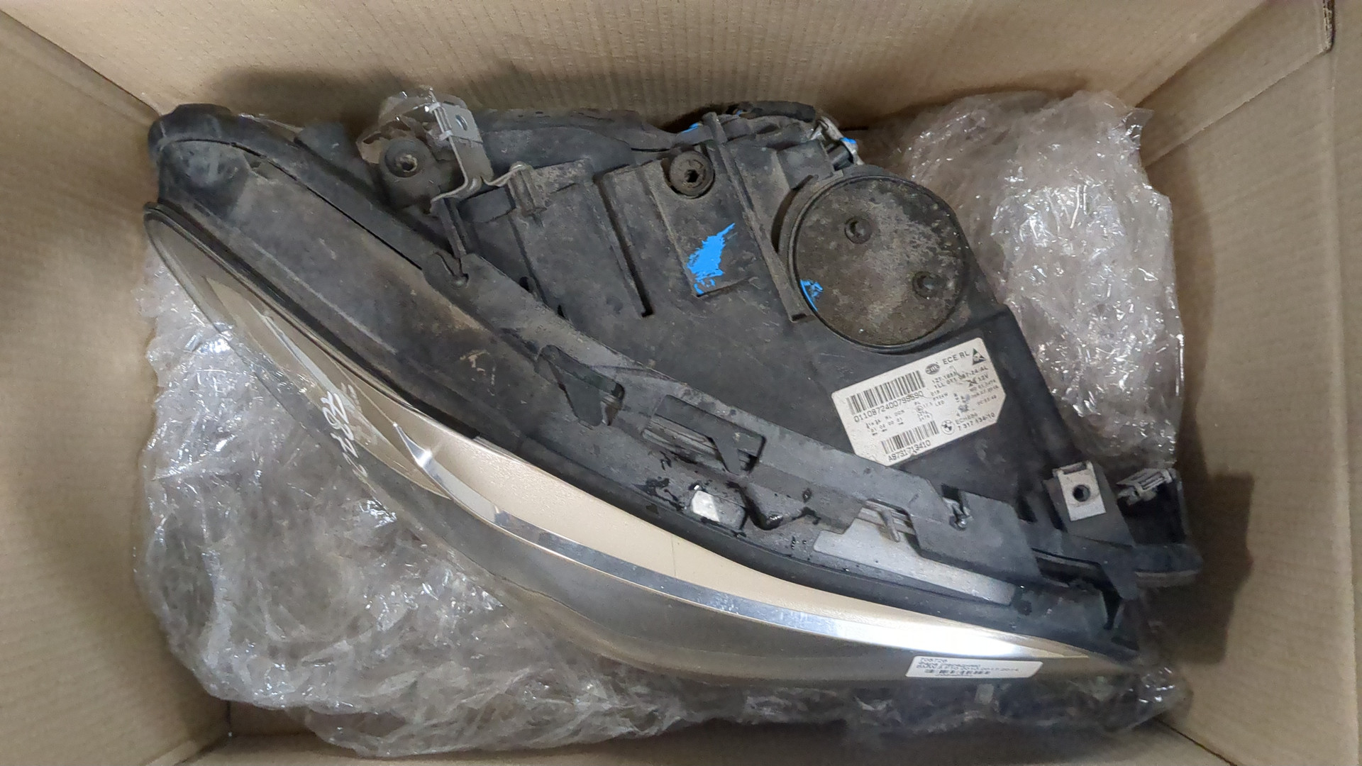 Фара правая