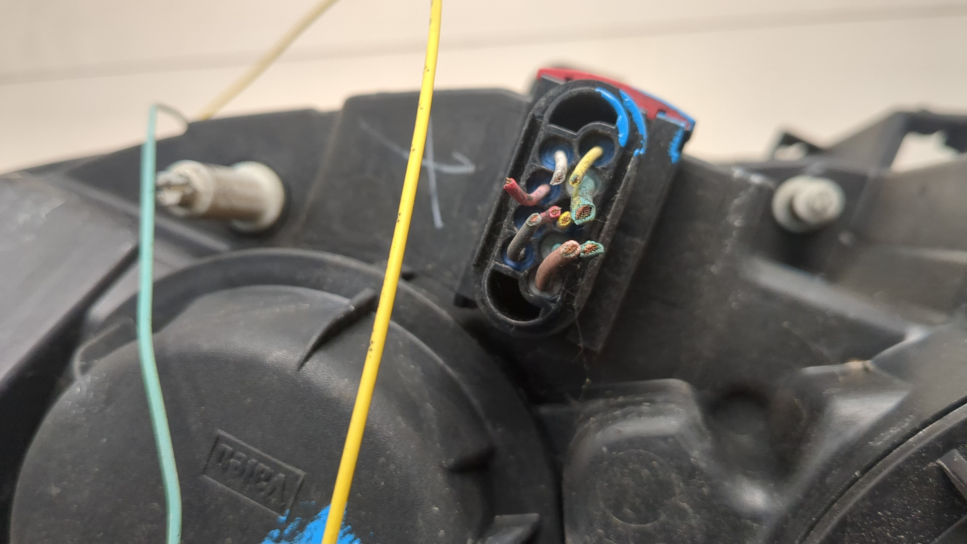 Фара правая