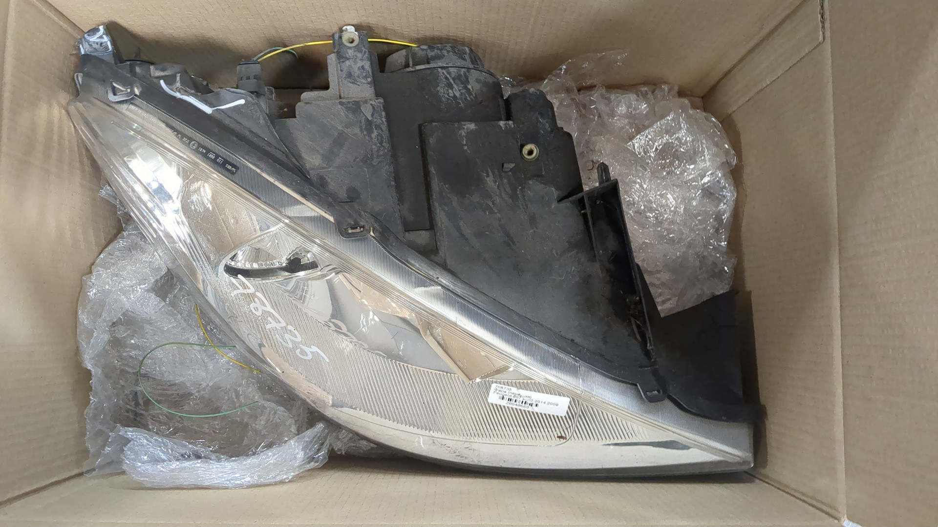 Фара правая