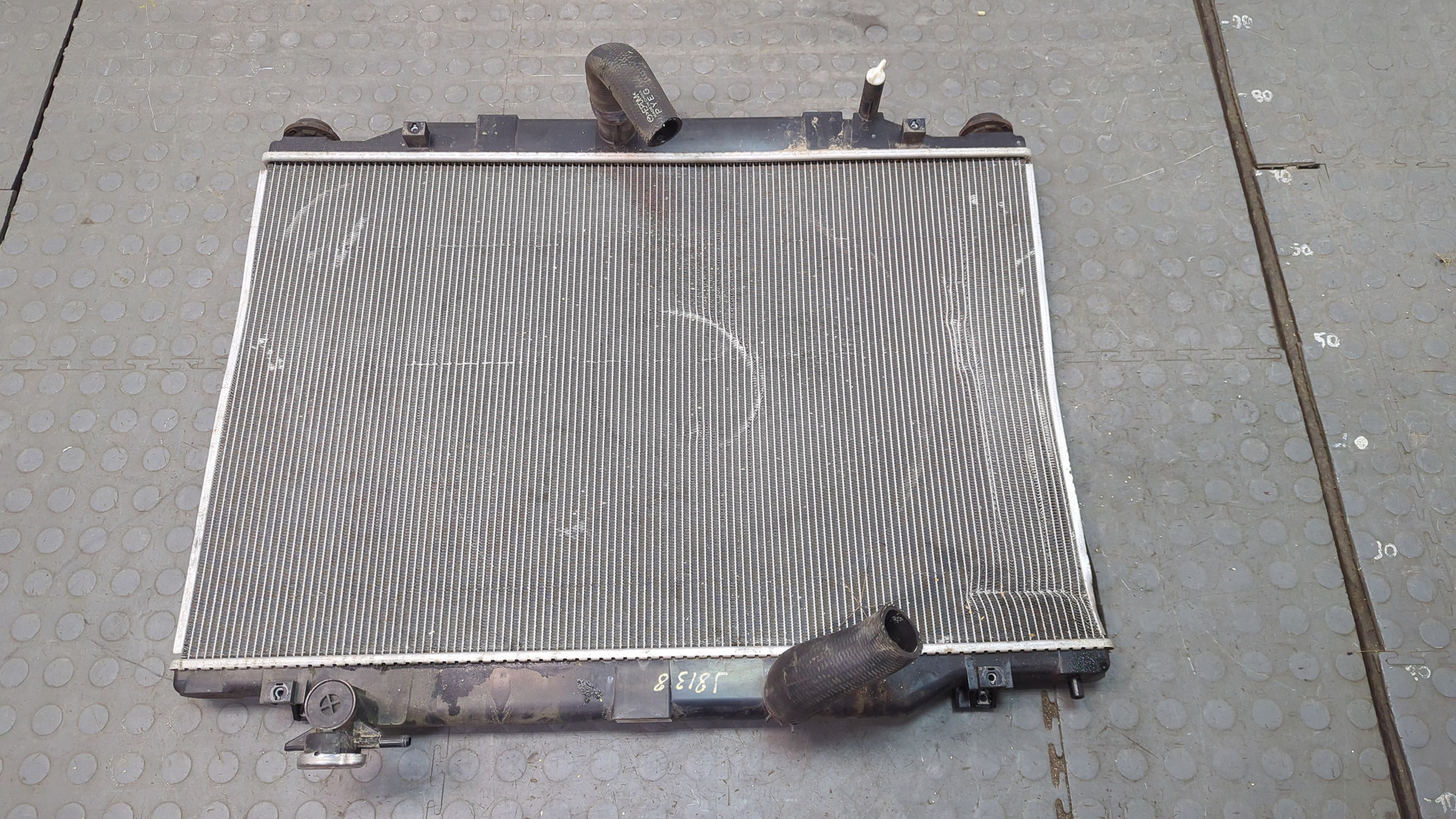 Радиатор охлаждения двигателя основной