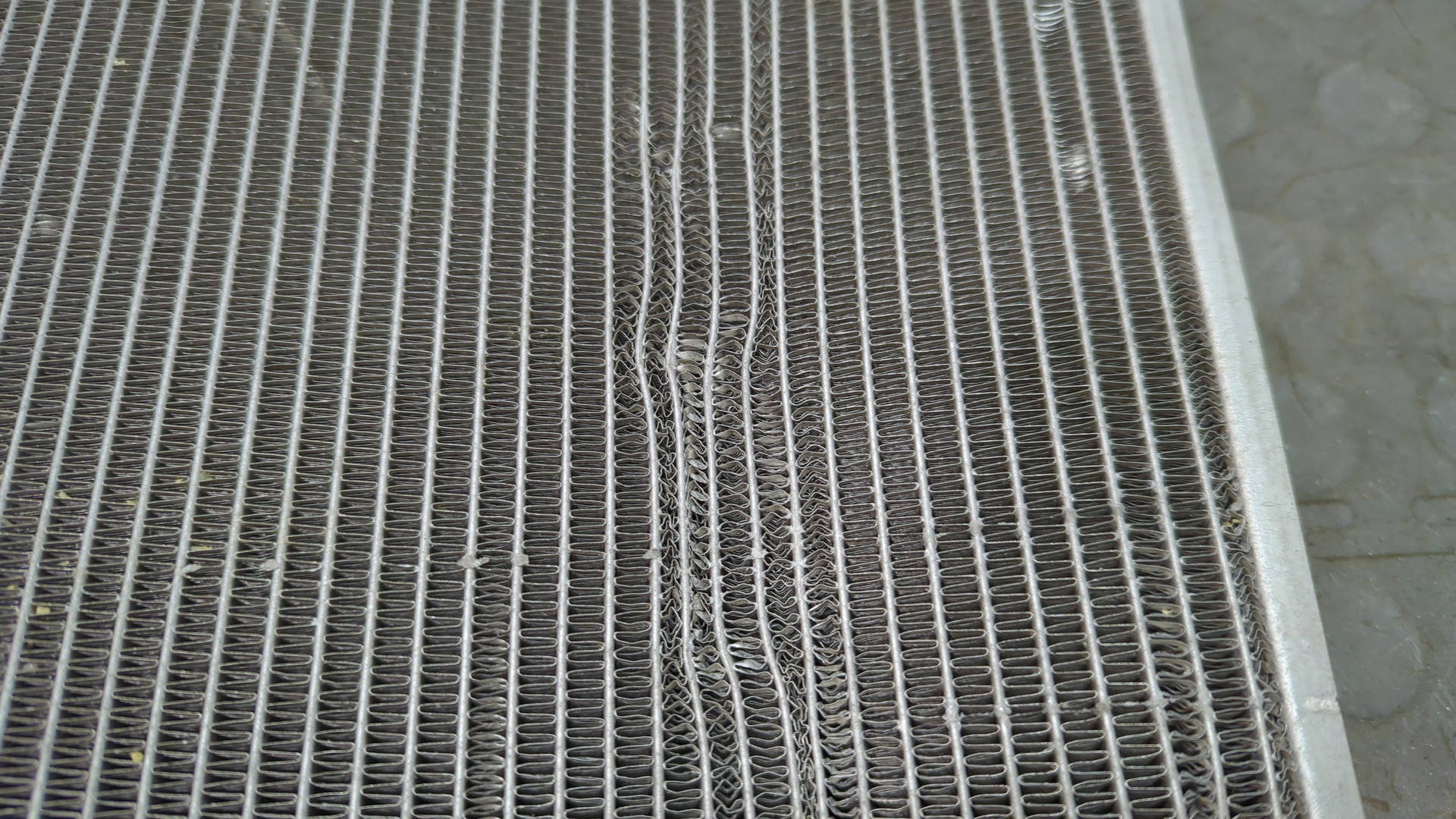 Радиатор охлаждения двигателя основной