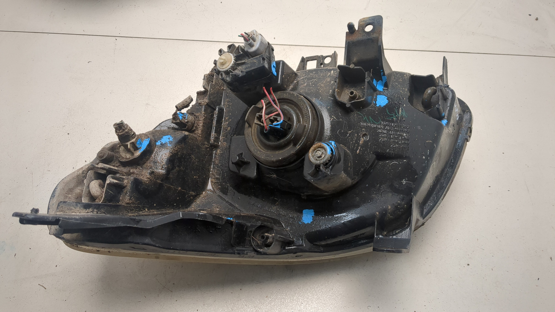 Фара правая