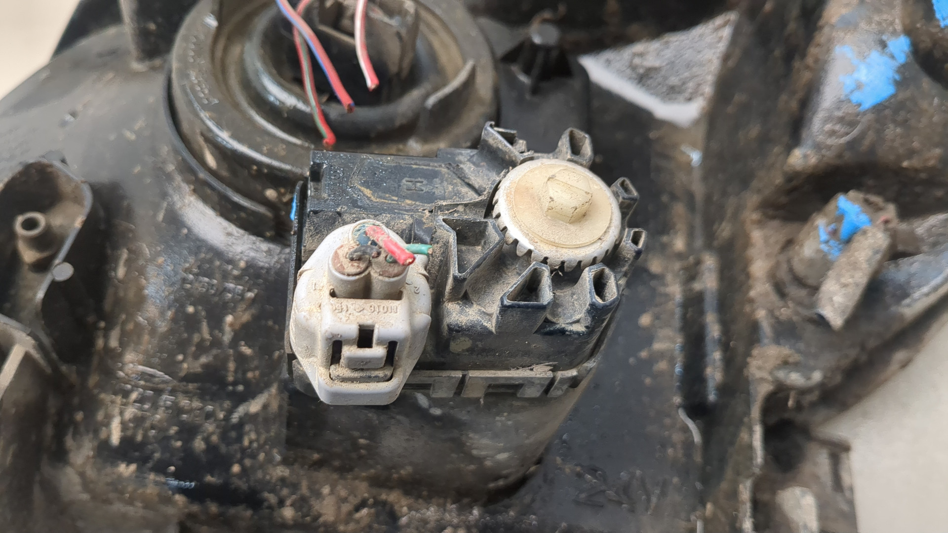 Фара правая