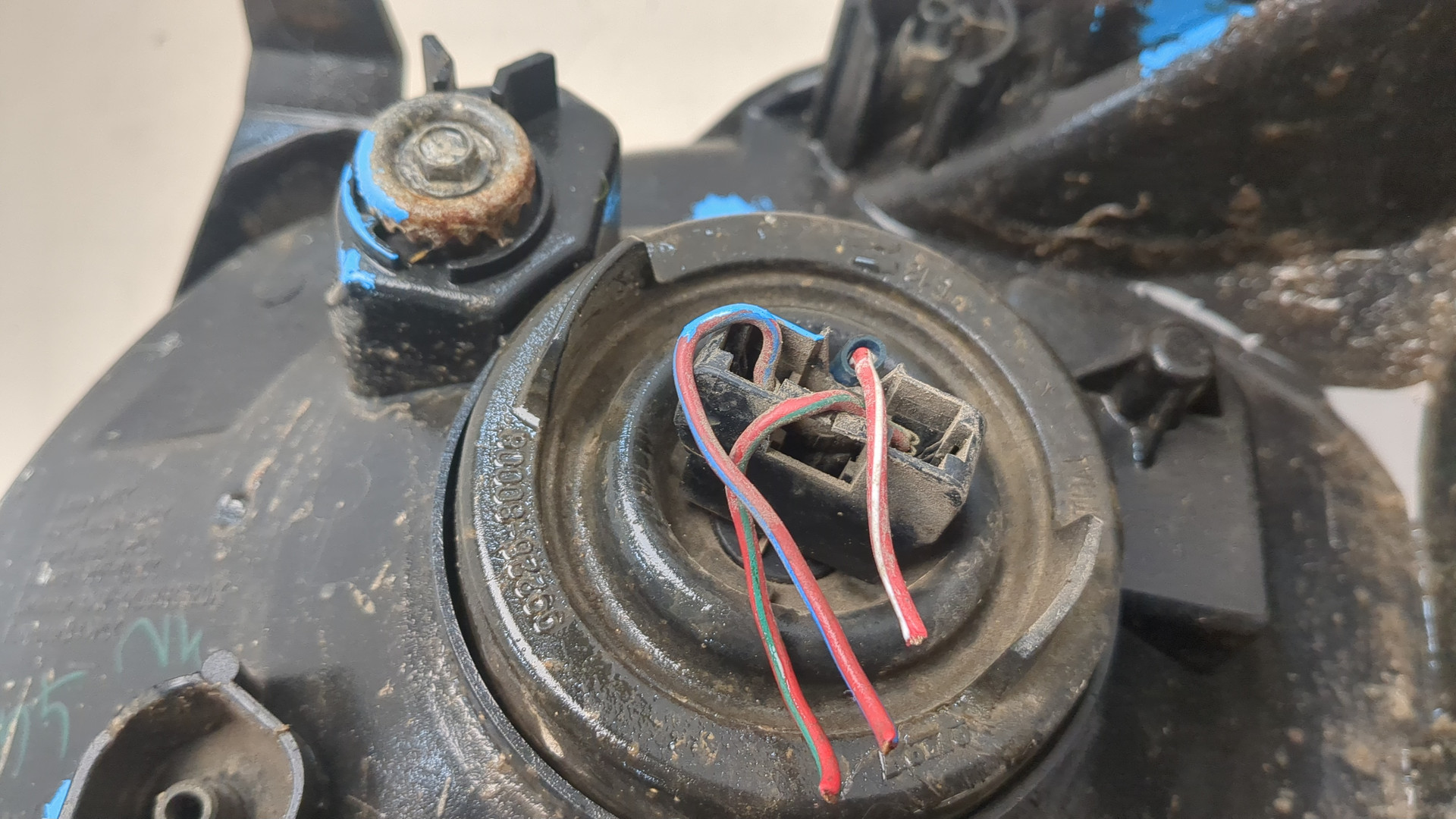 Фара правая