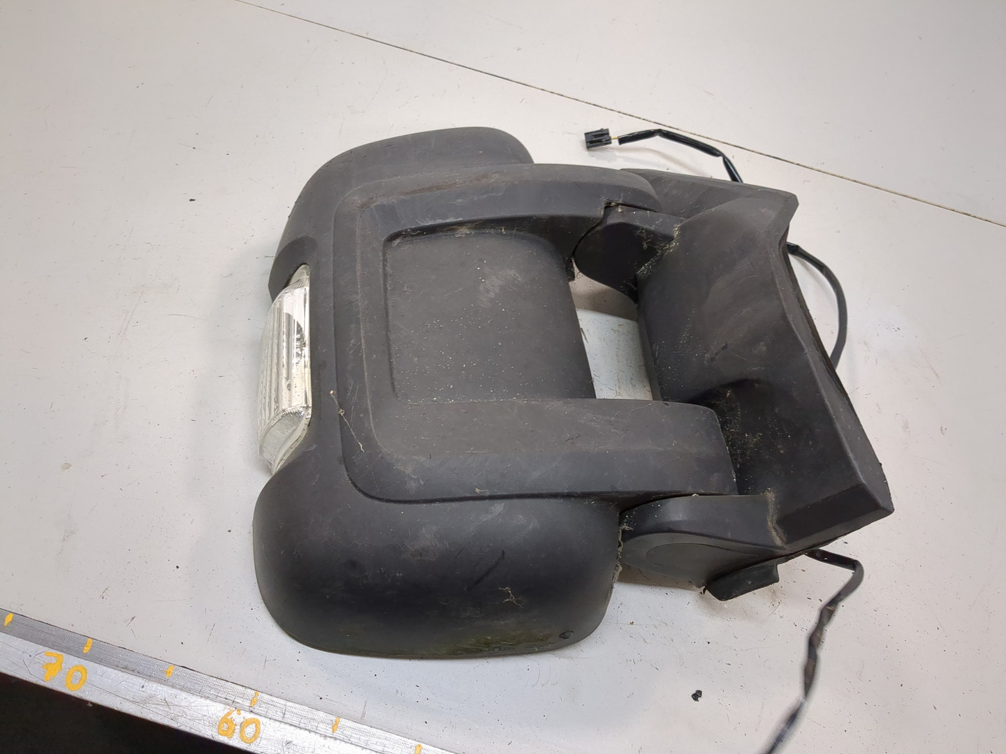 Зеркало правое электрическое