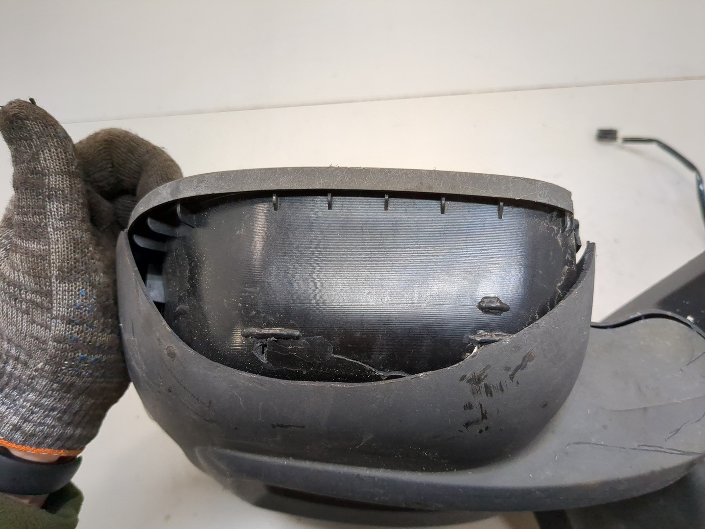 Зеркало правое электрическое