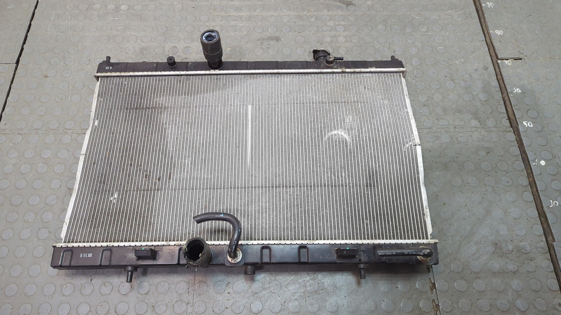 Радиатор охлаждения двигателя основной
