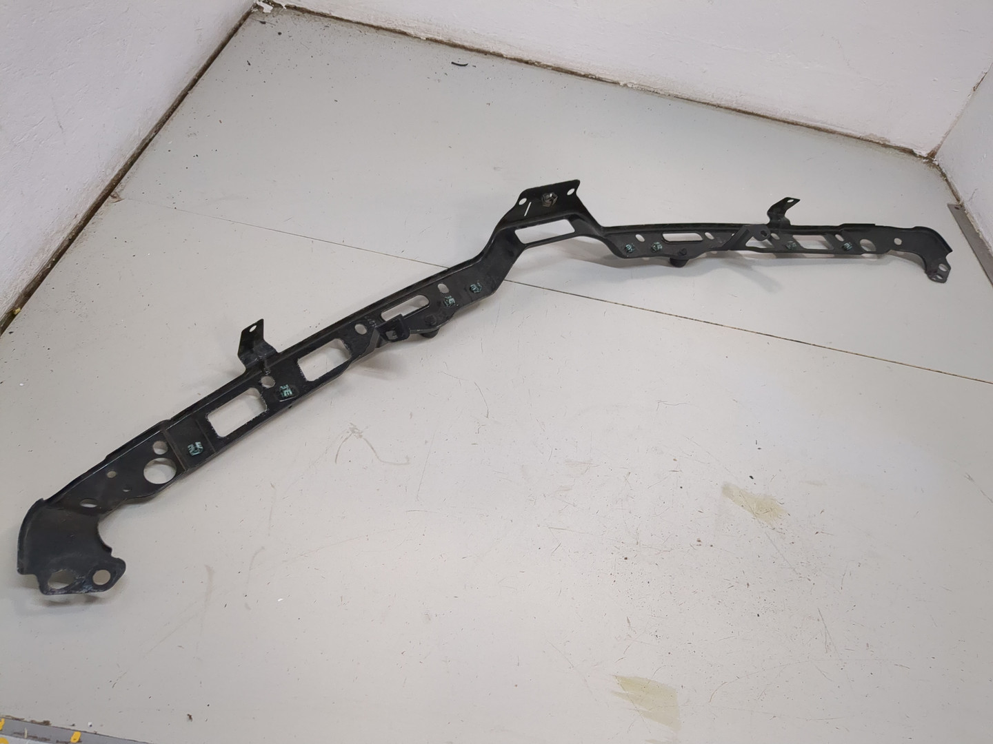 Кронштейн (сопут. товар)