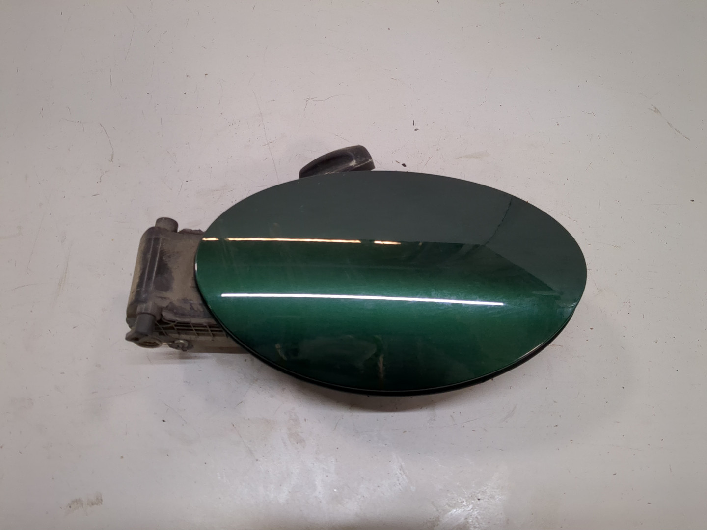 Лючок бензобака