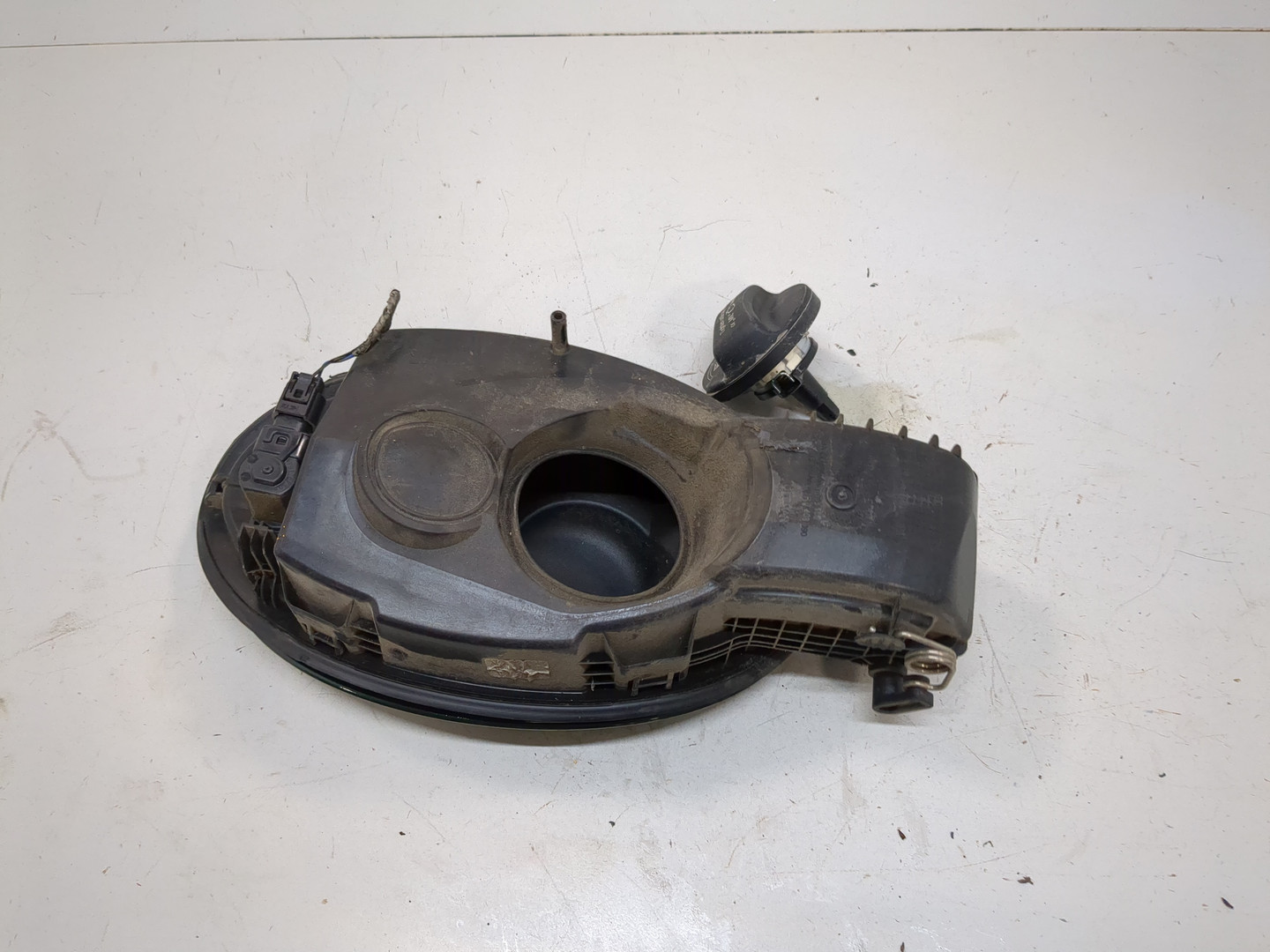 Лючок бензобака