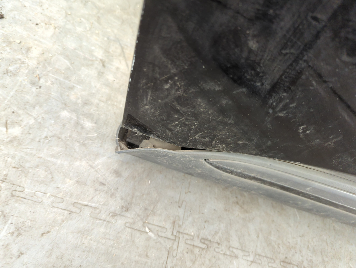 Дверь передняя левая