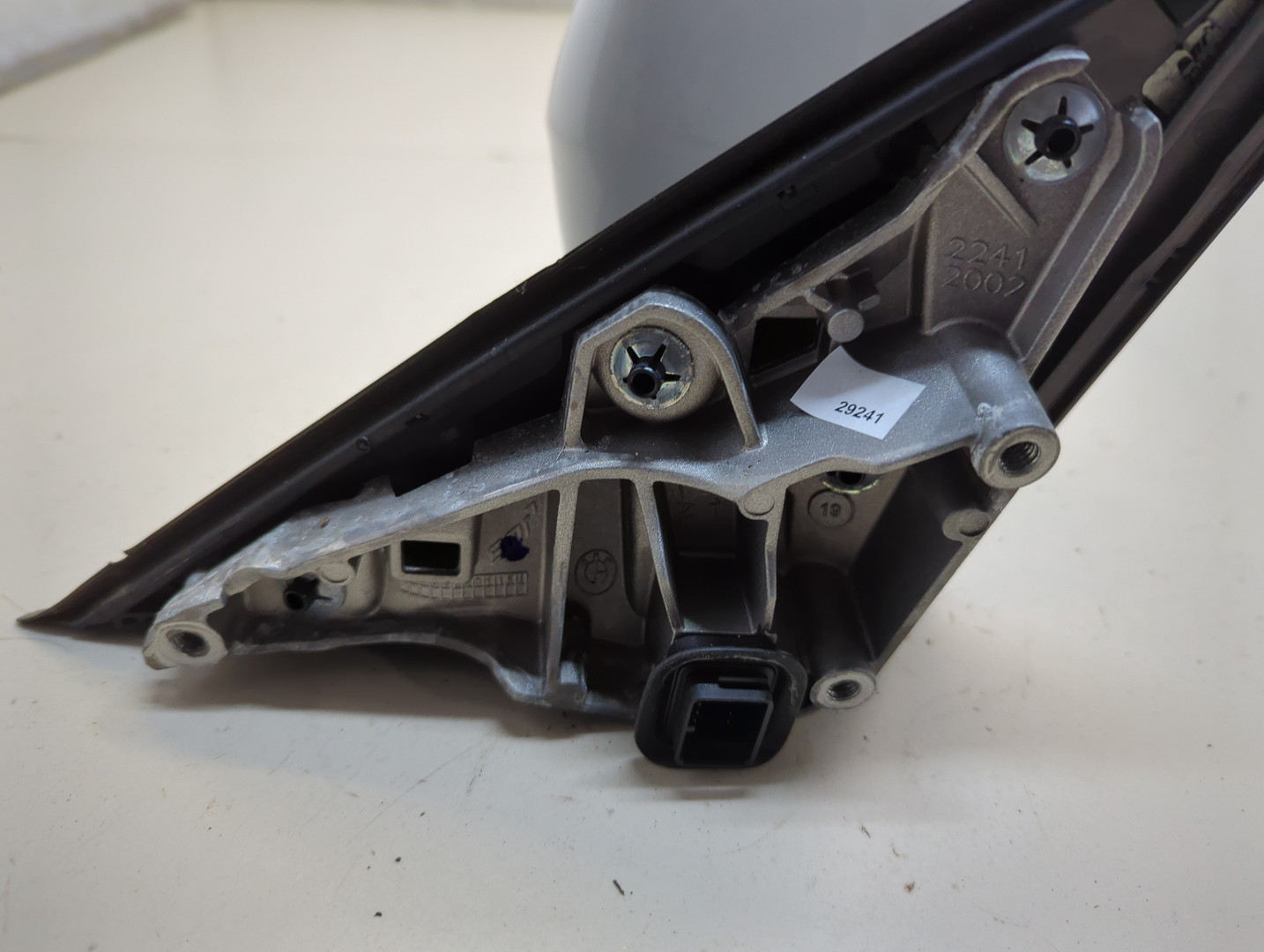 Зеркало правое электрическое