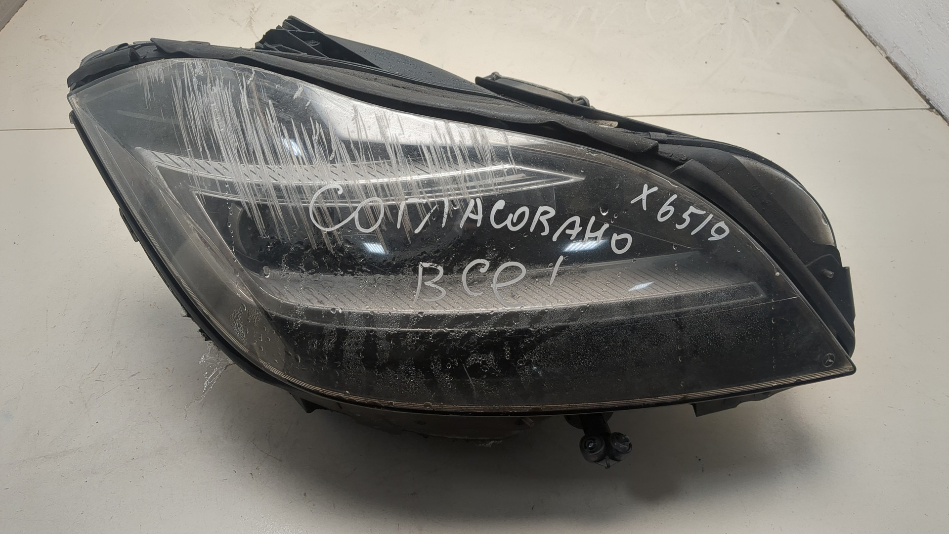 Фара правая