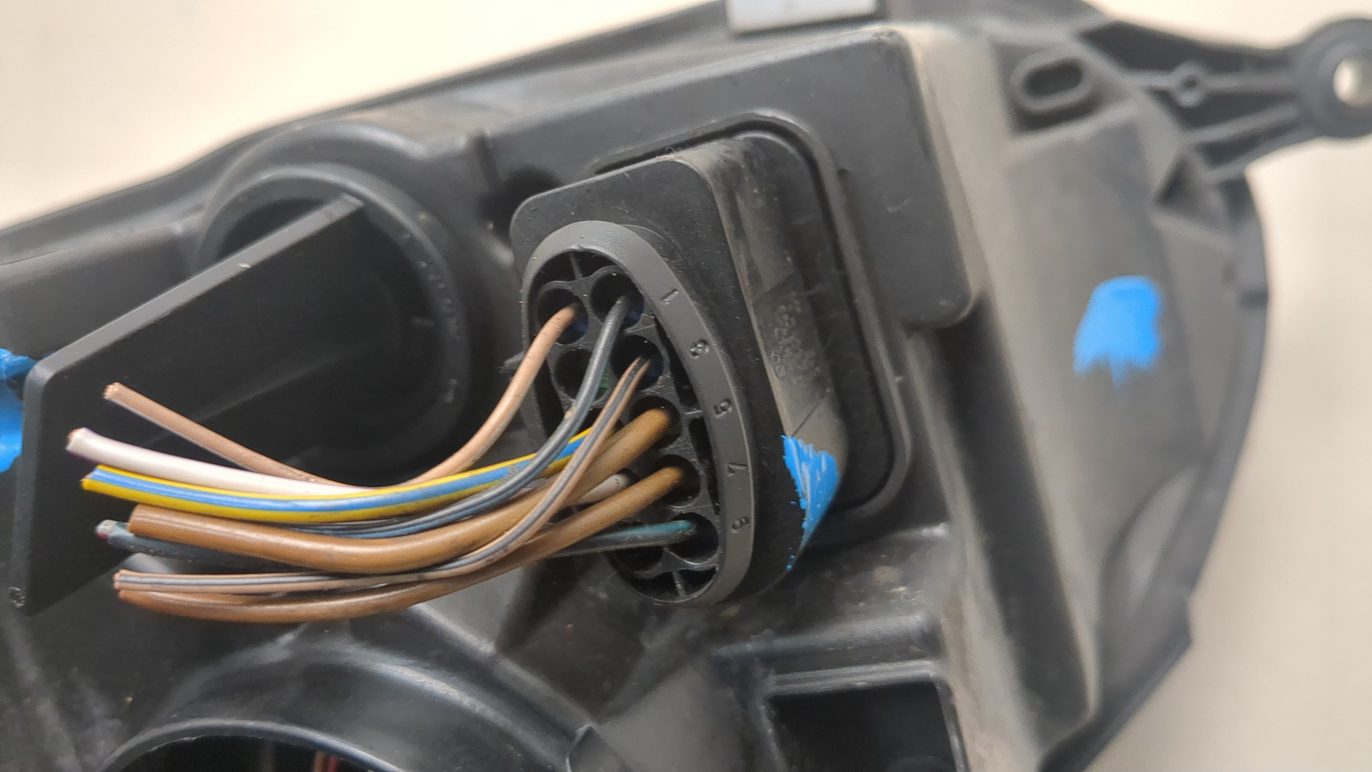 Фара правая