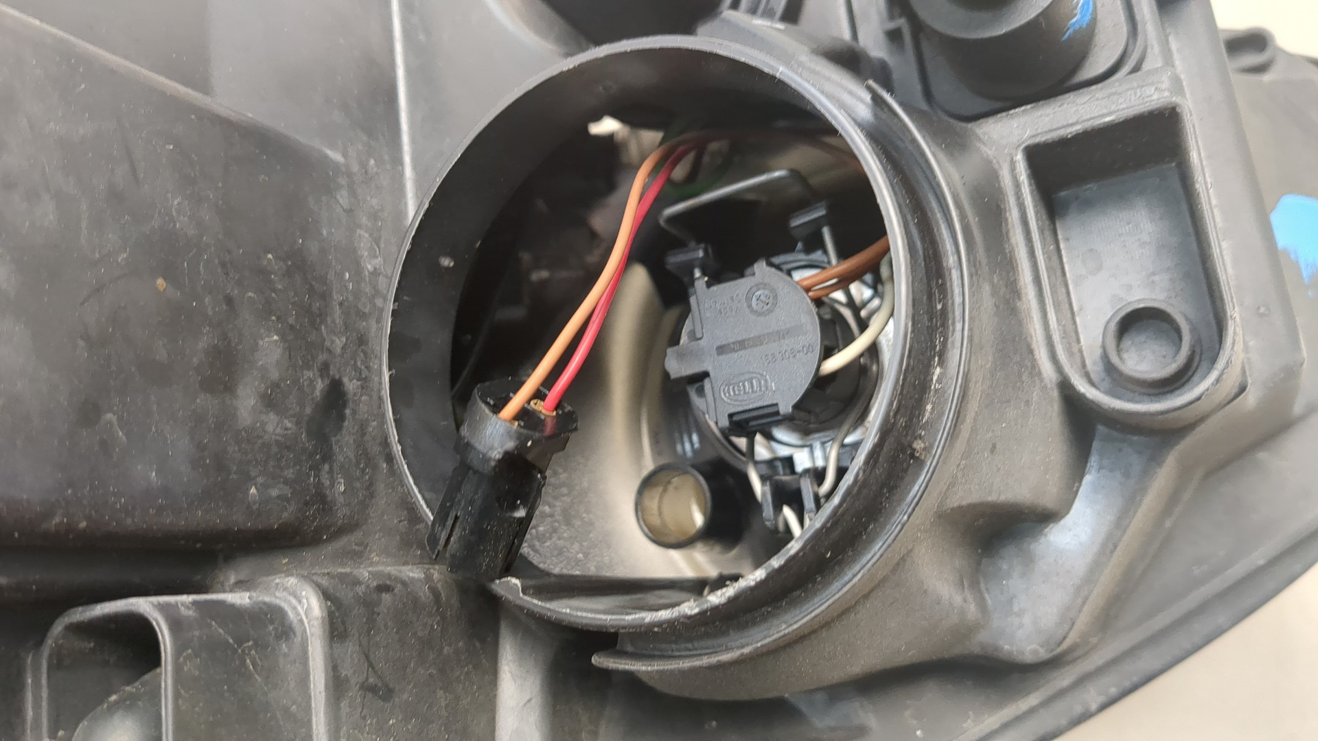 Фара правая