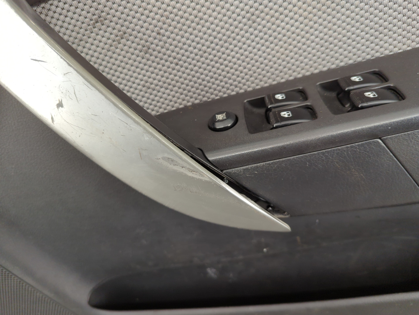 Дверь передняя правая