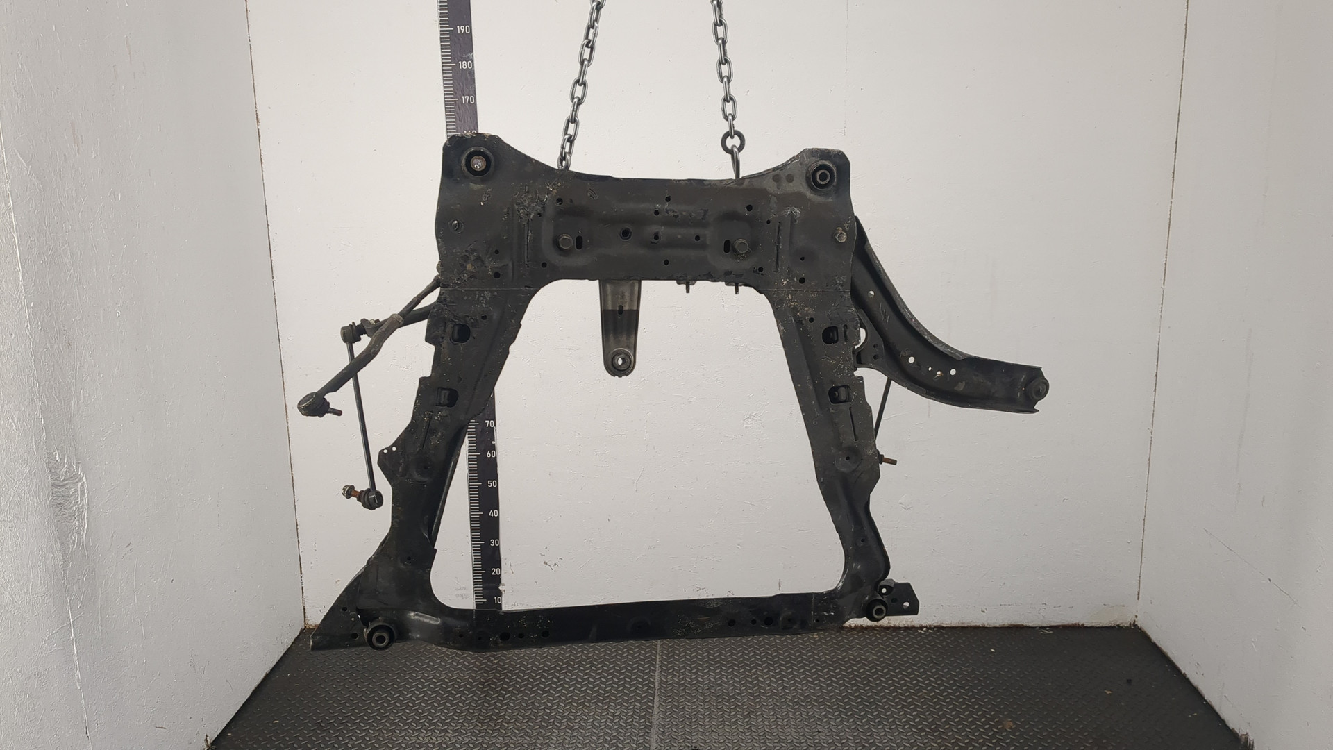 Балка подмоторная