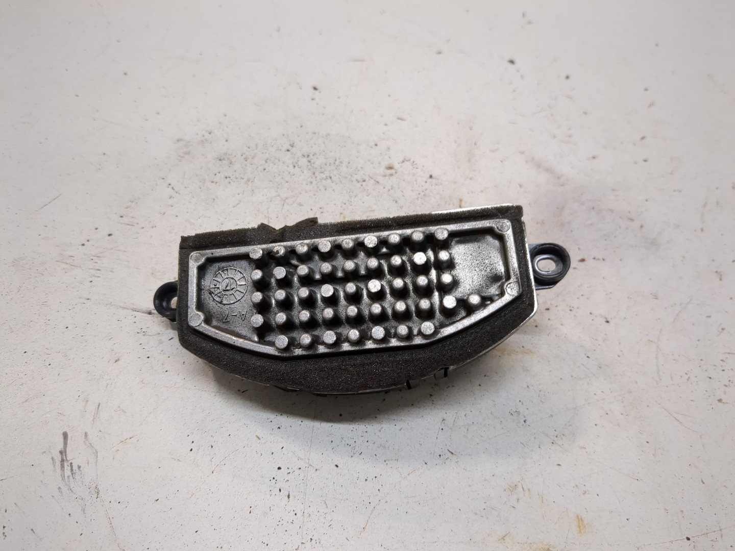 Резистор отопителя