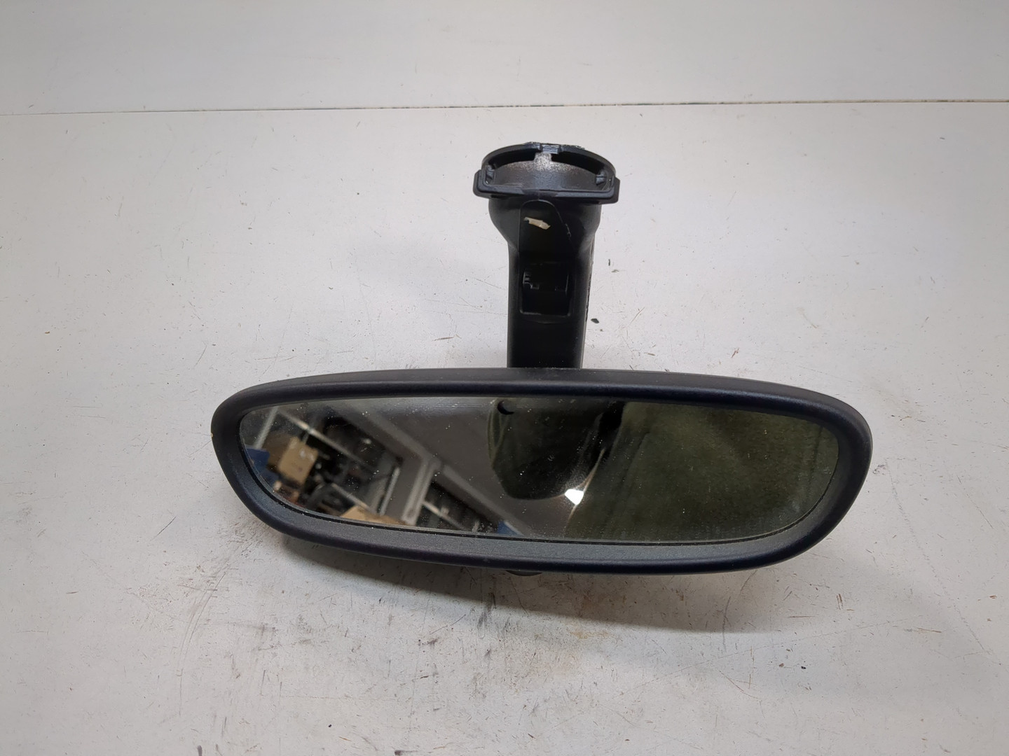 Зеркало заднего вида