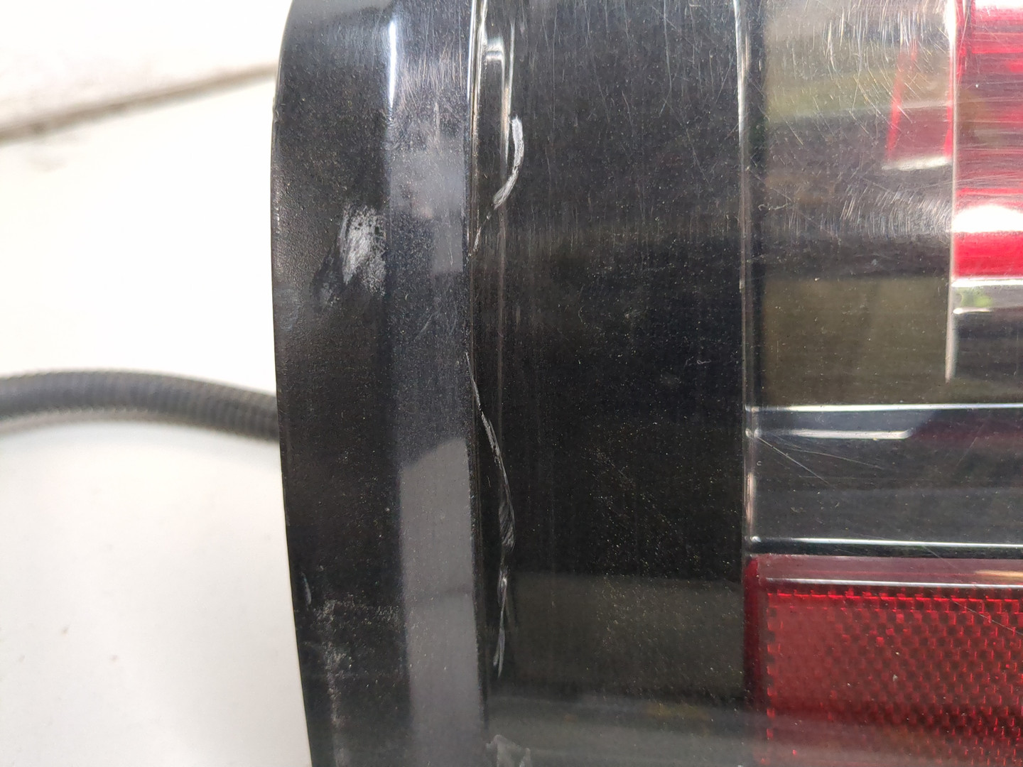 Фонарь задний правый