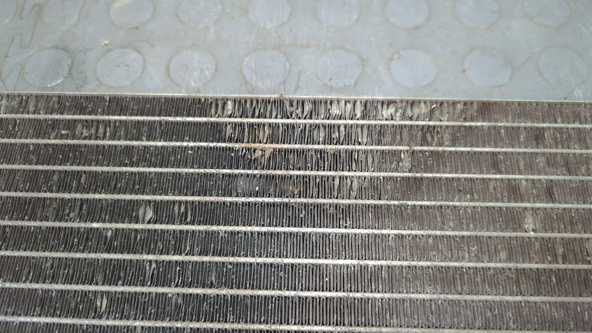 Радиатор кондиционера / конденсер