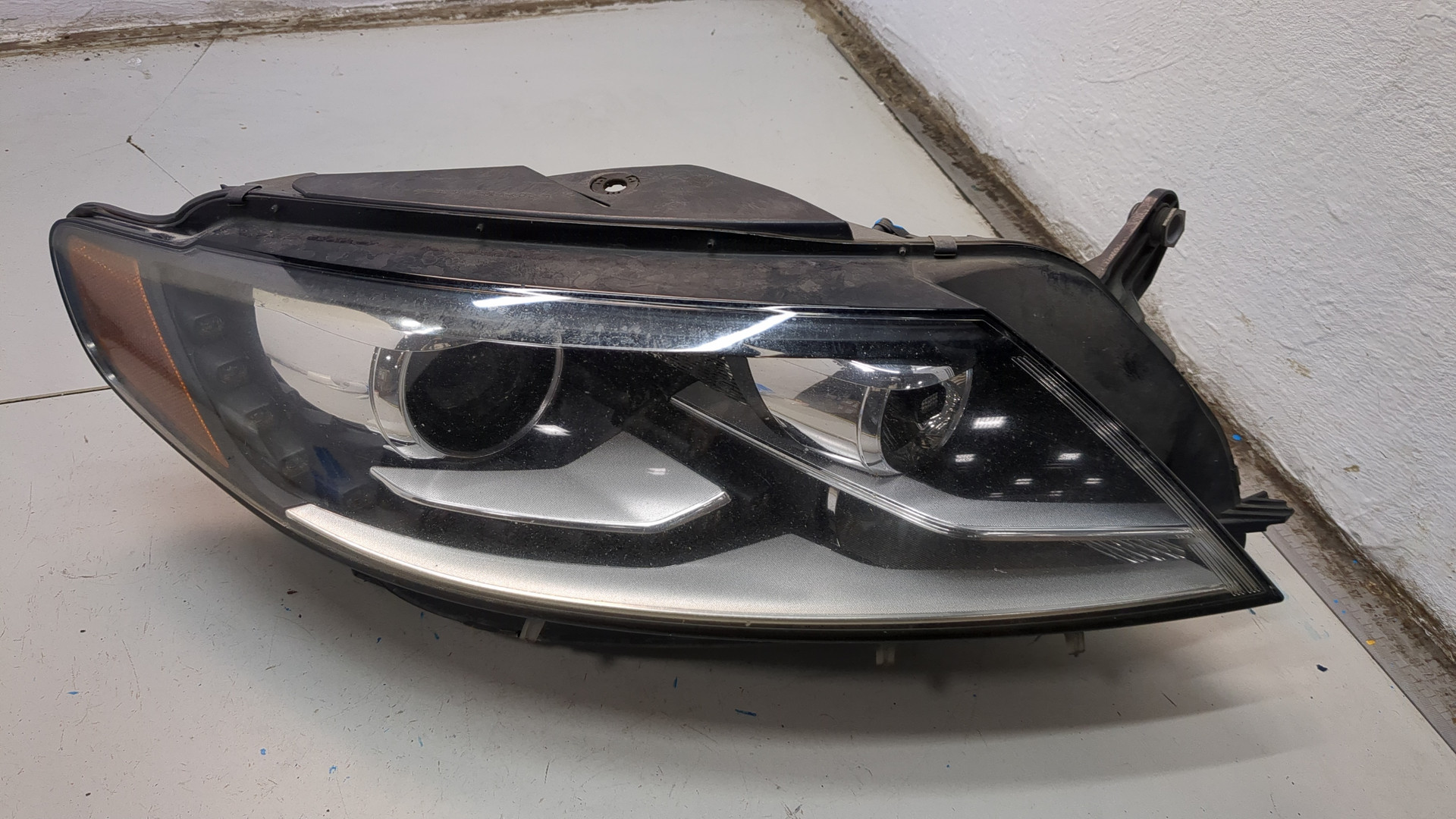 Фара правая