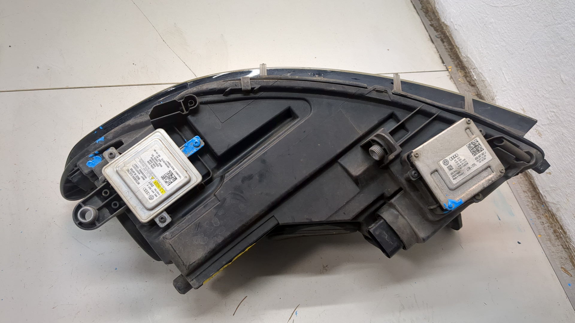 Фара правая