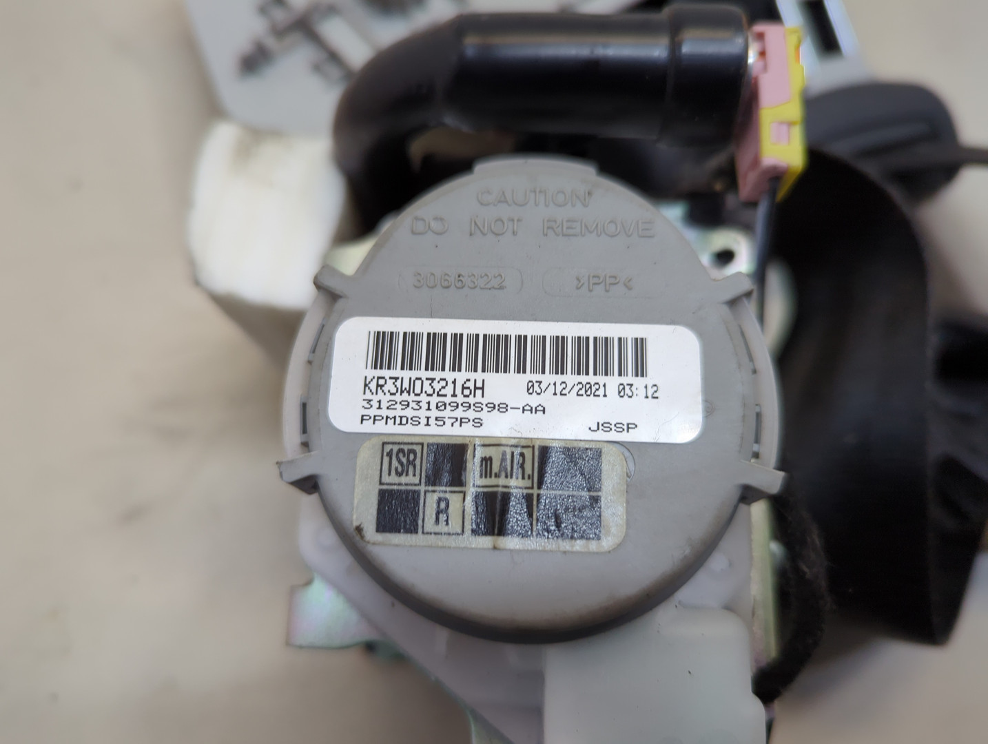 Ремень безопасности