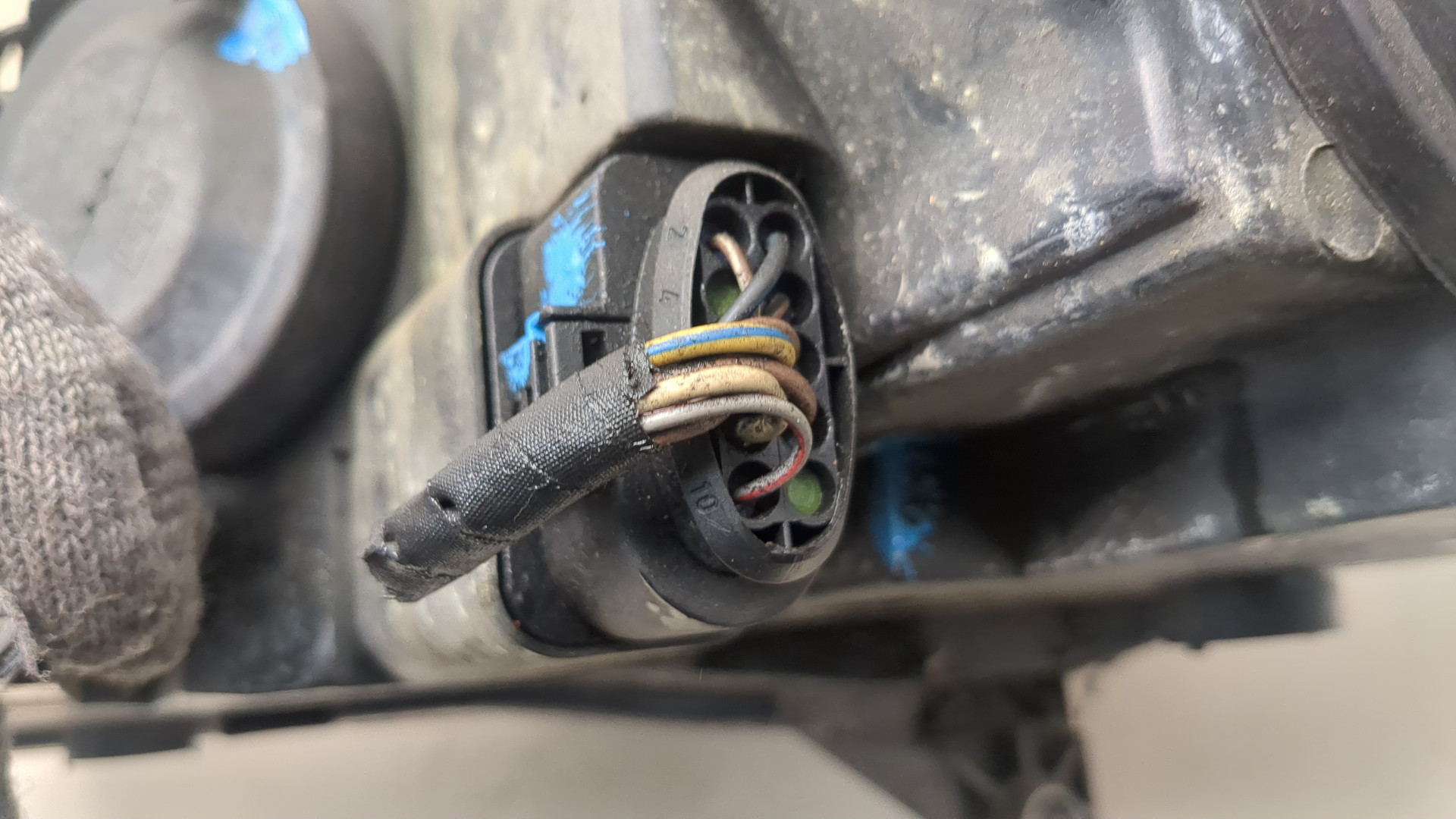 Фара правая