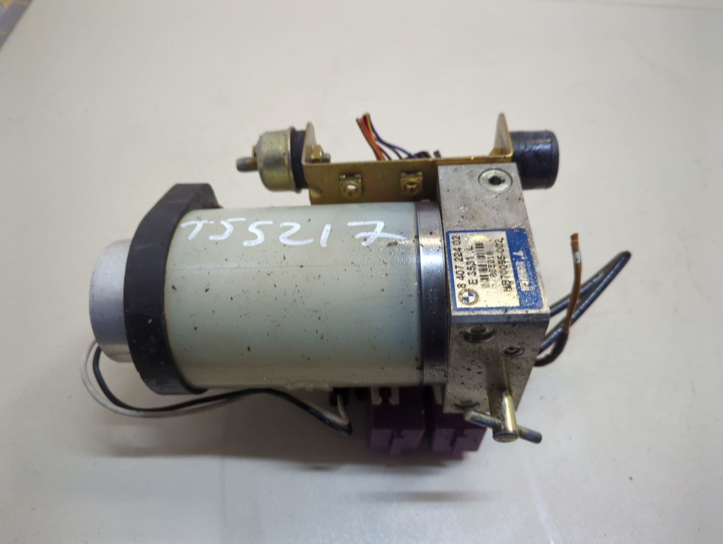 Насос подъема крыши