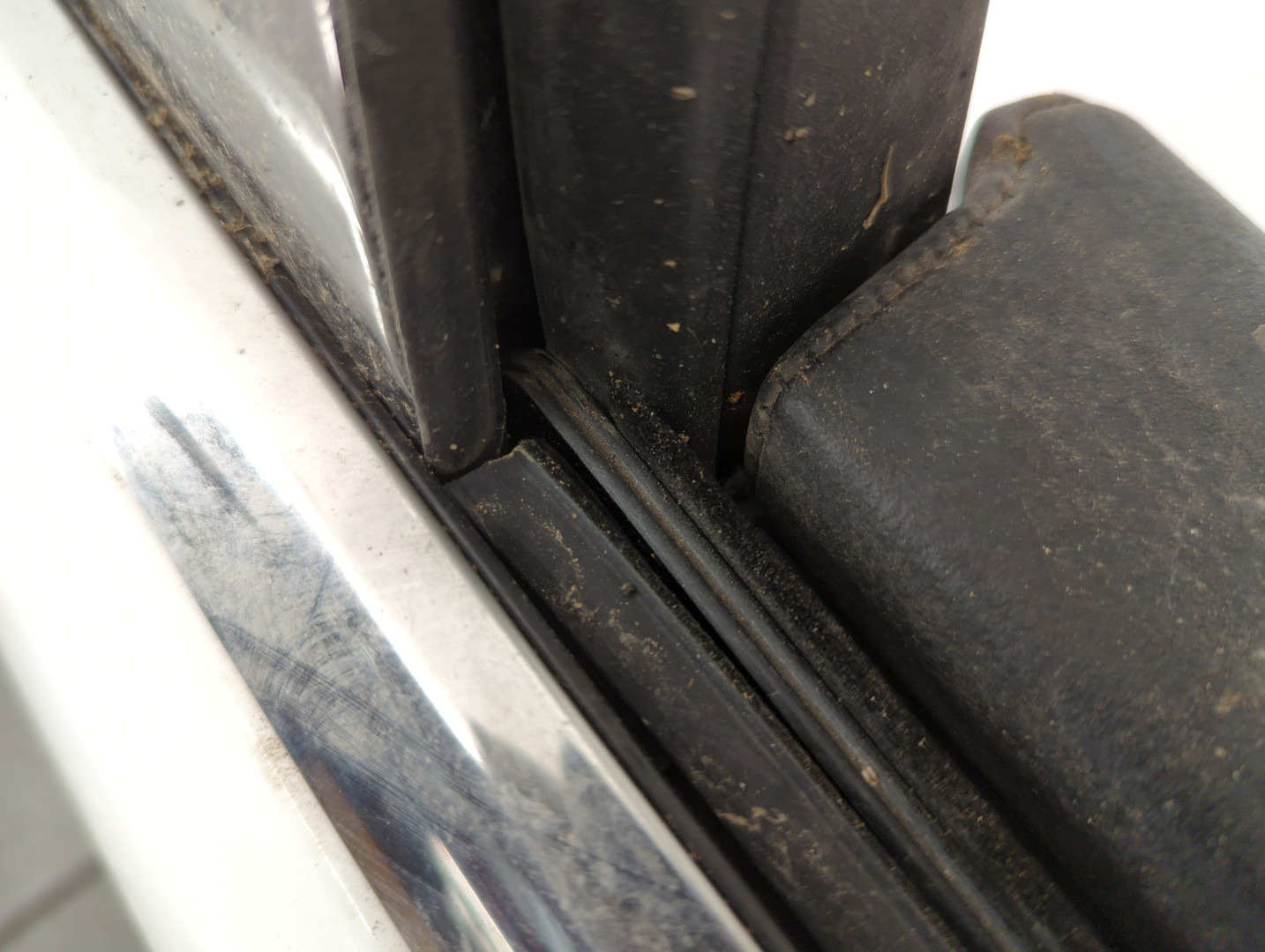 Дверь передняя правая