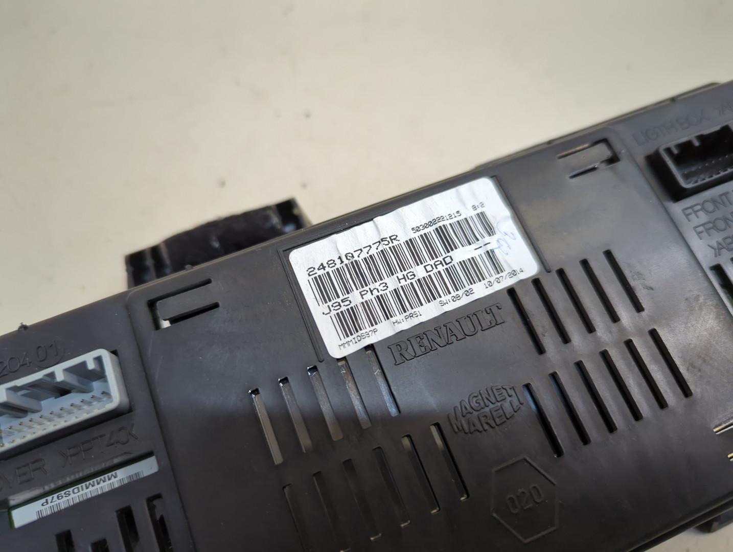 Панель приборов