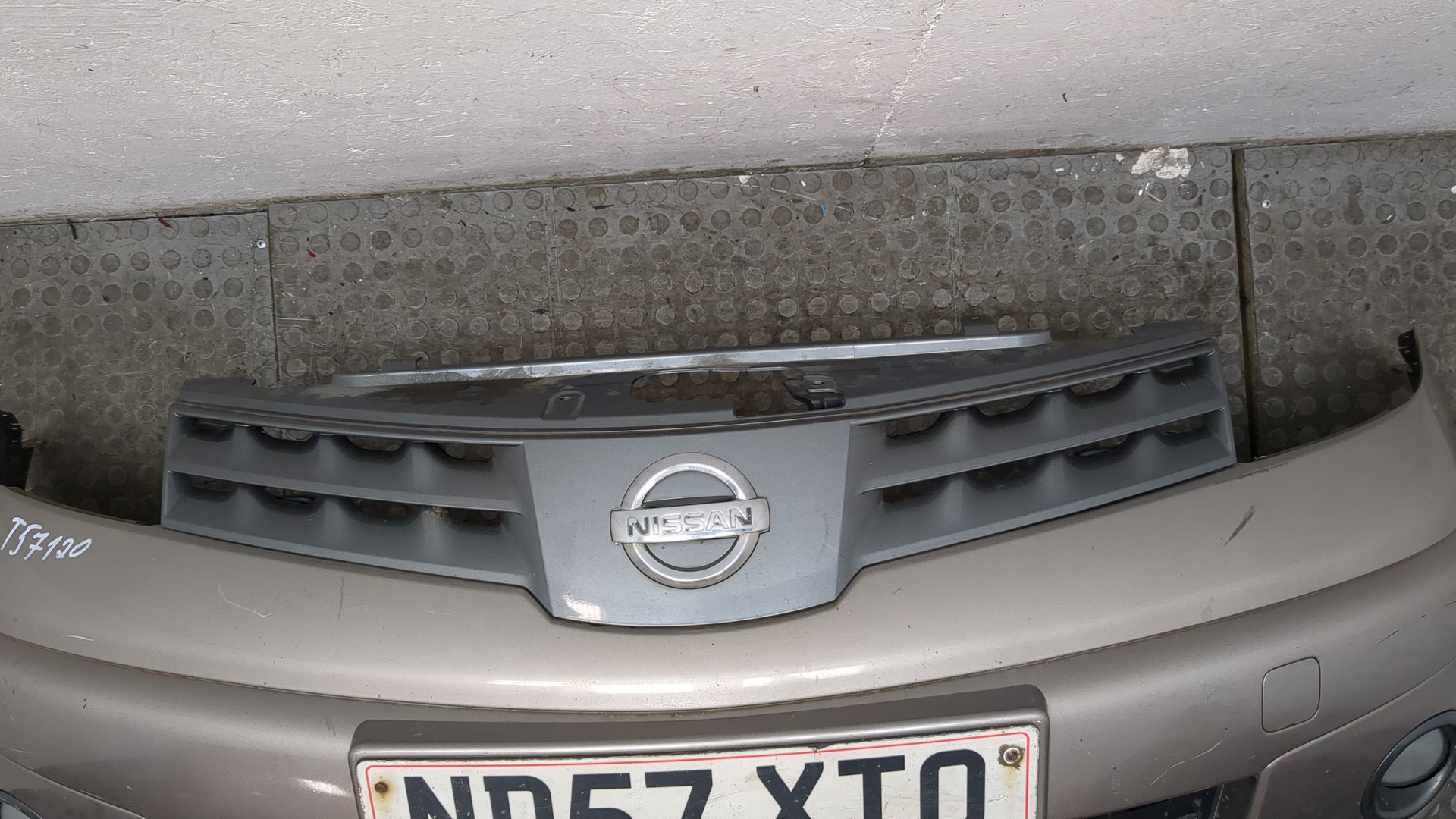 Бампер передний