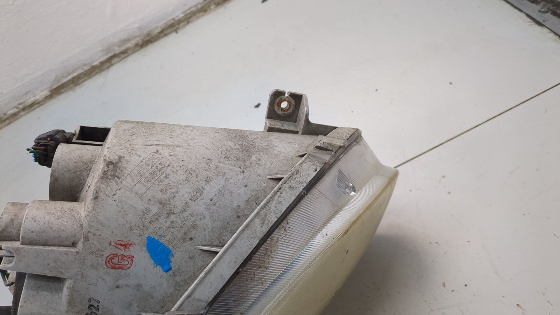 Фара правая