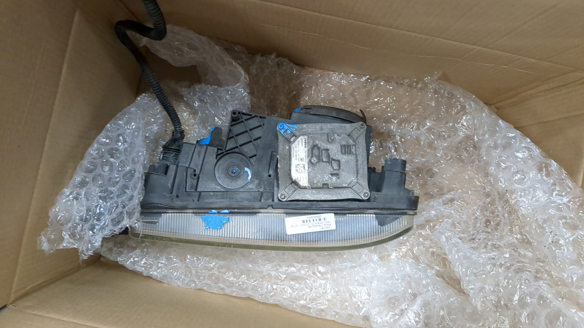 Фара правая