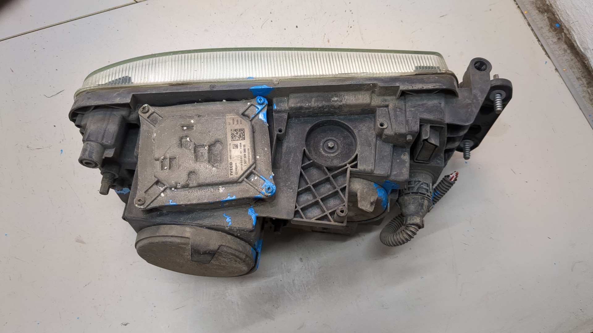 Фара правая