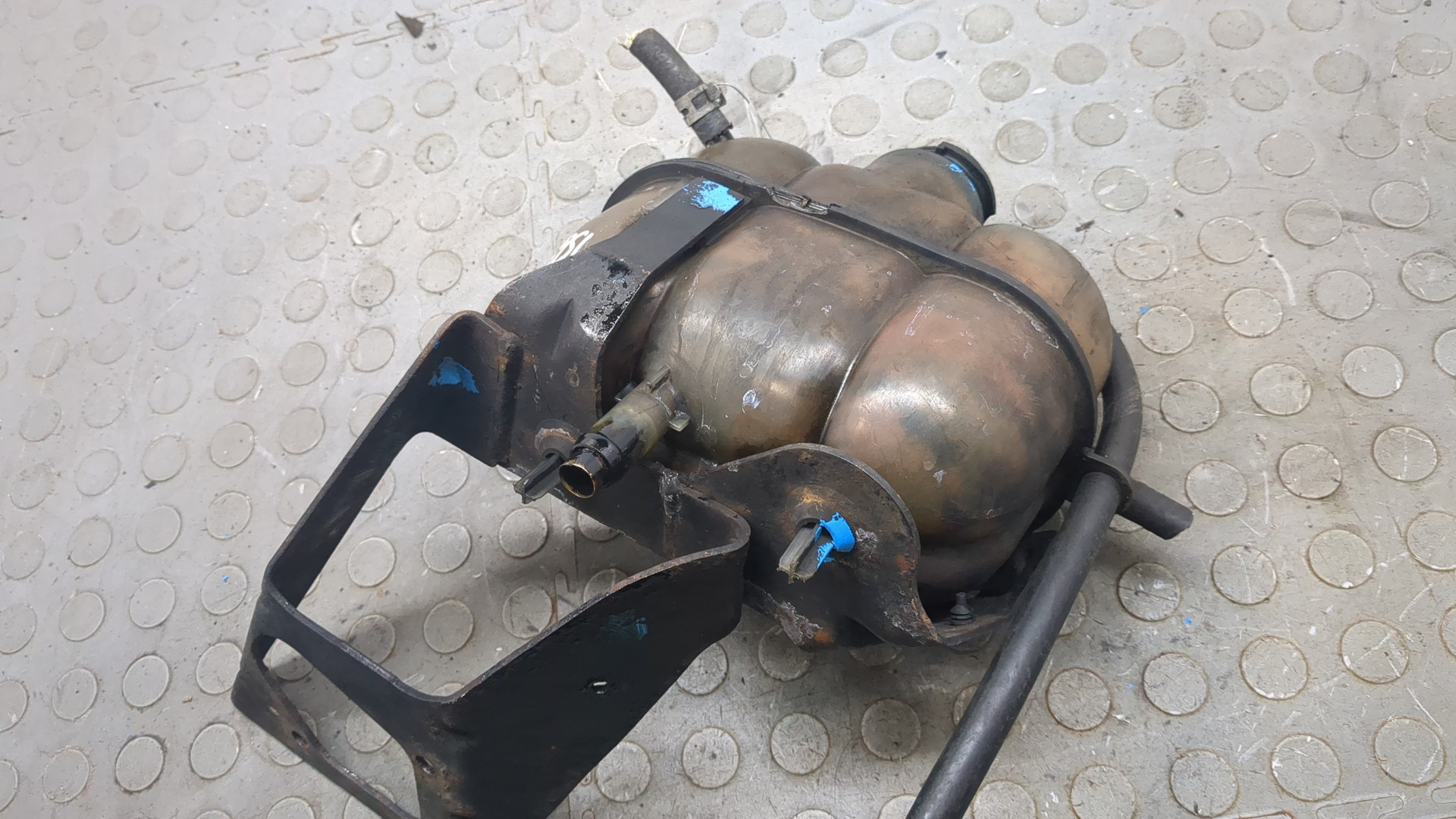 Бачок расширительный