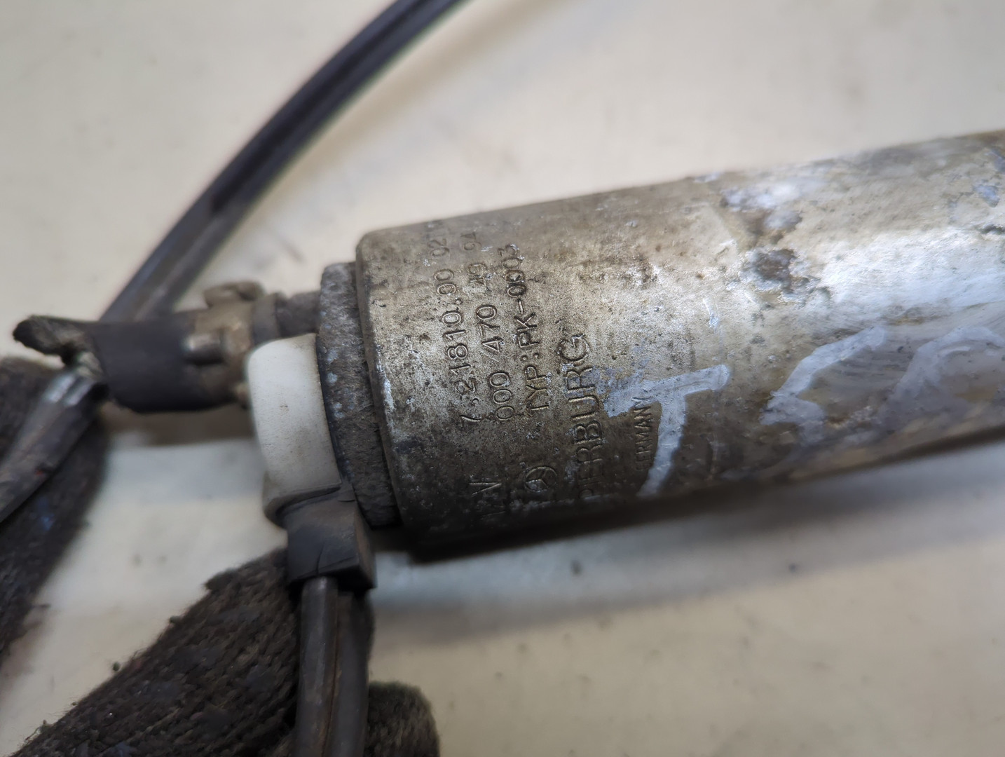 Насос топливный электрический