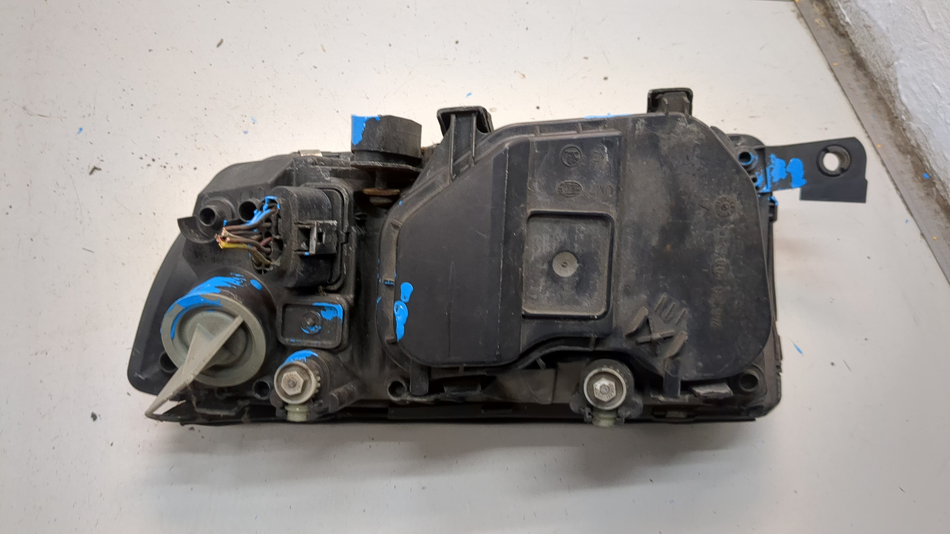 Фара правая