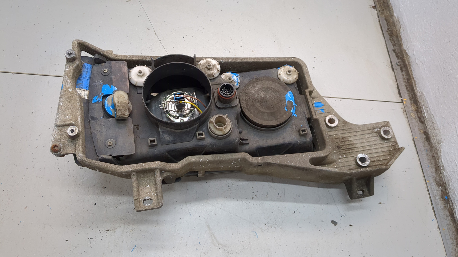 Фара правая