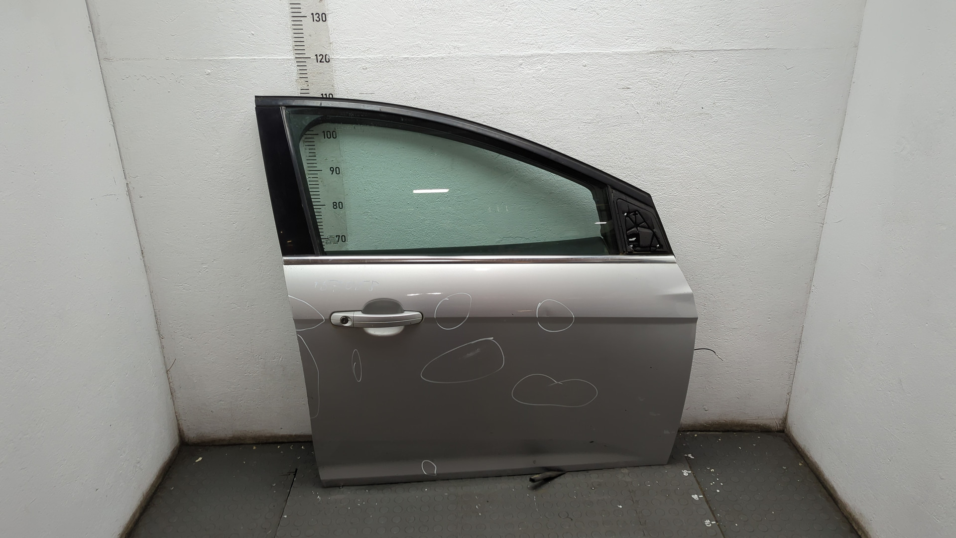 Дверь передняя правая