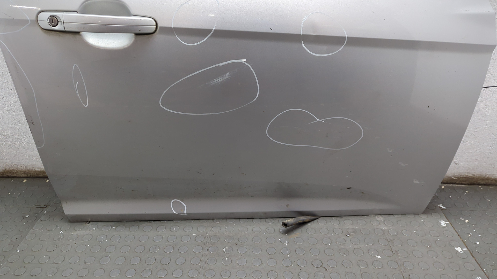 Дверь передняя правая